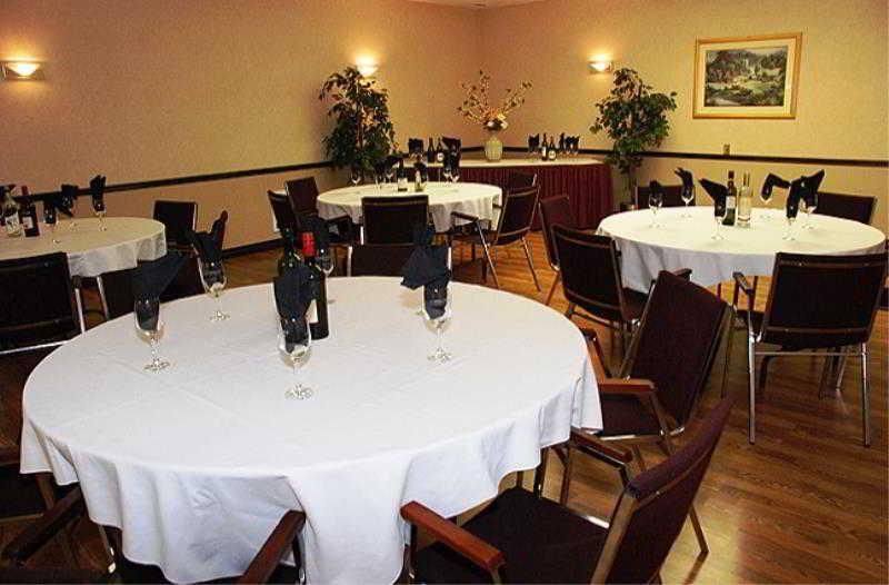 Quality Inn & Suites Downtown Γουίντσορ Εξωτερικό φωτογραφία