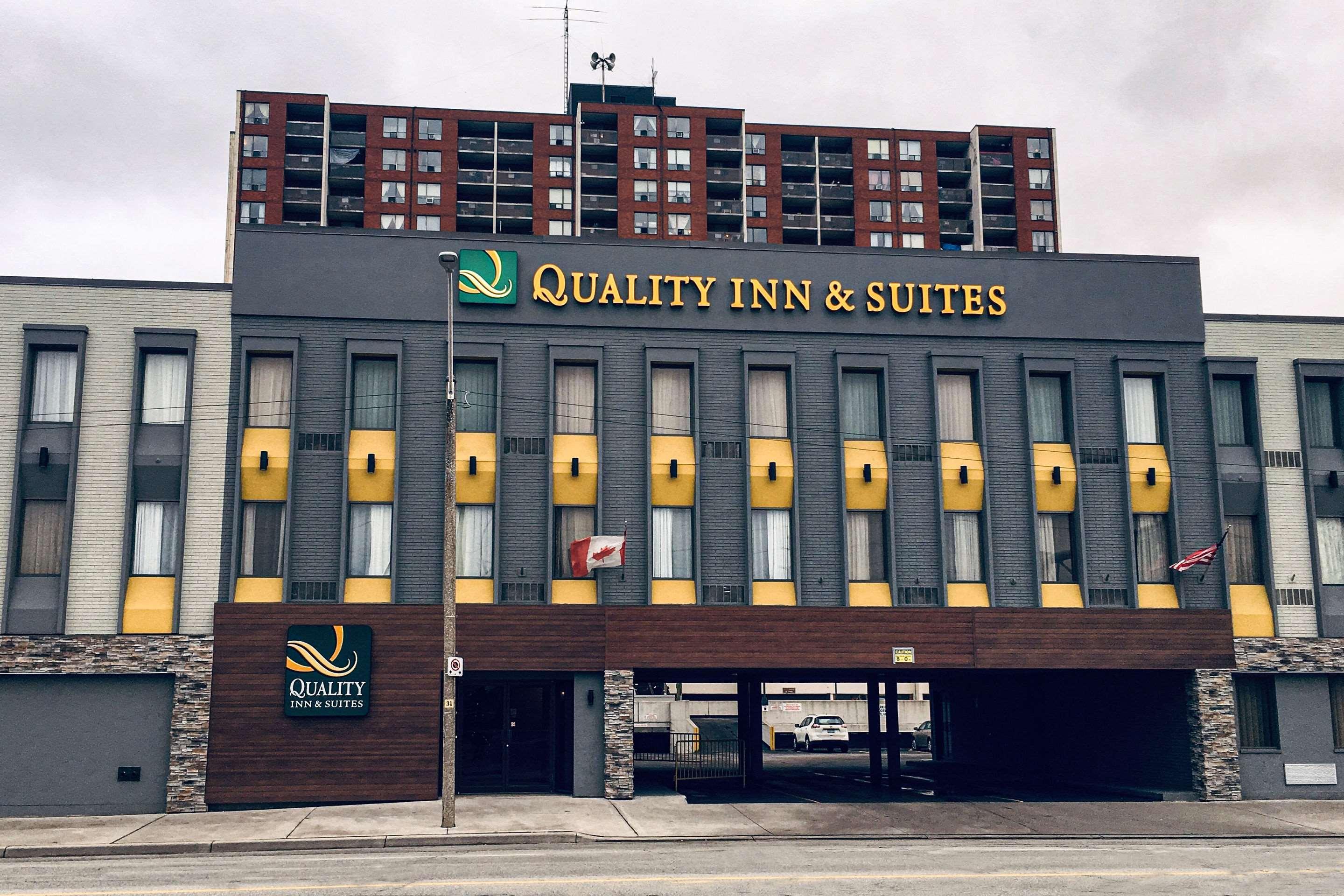 Quality Inn & Suites Downtown Γουίντσορ Εξωτερικό φωτογραφία