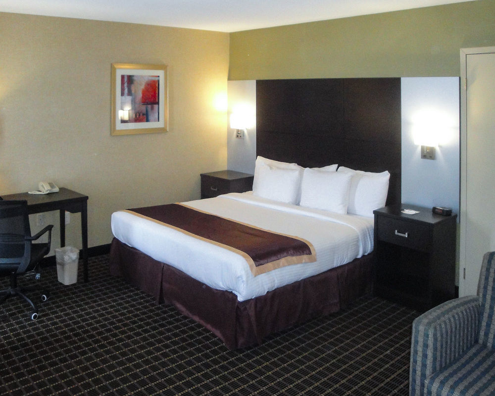 Quality Inn & Suites Downtown Γουίντσορ Εξωτερικό φωτογραφία
