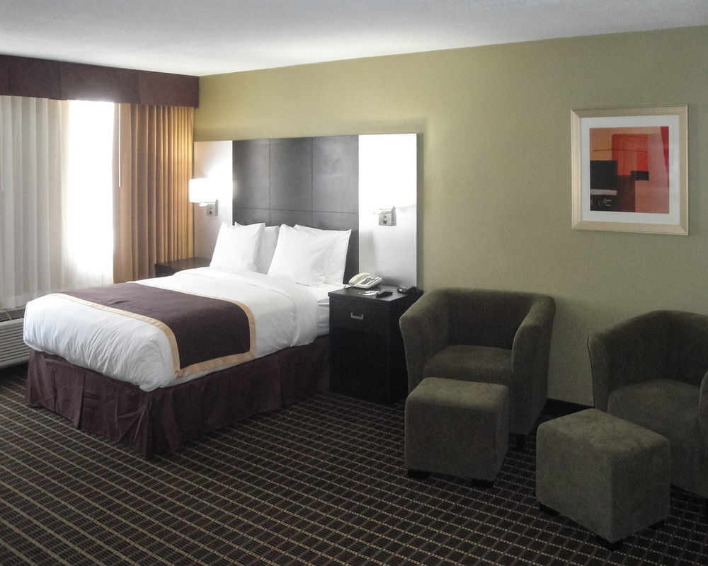 Quality Inn & Suites Downtown Γουίντσορ Εξωτερικό φωτογραφία