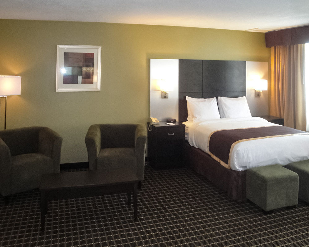 Quality Inn & Suites Downtown Γουίντσορ Εξωτερικό φωτογραφία