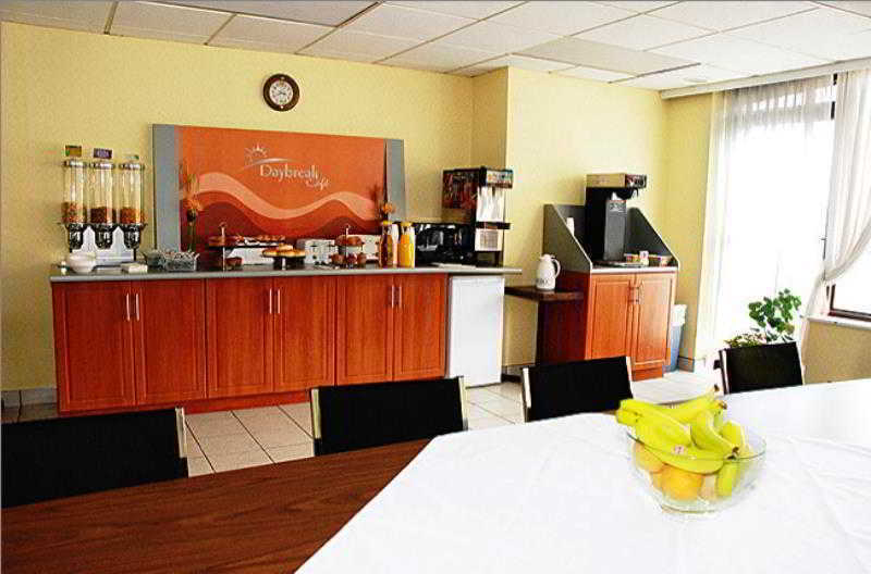 Quality Inn & Suites Downtown Γουίντσορ Εστιατόριο φωτογραφία
